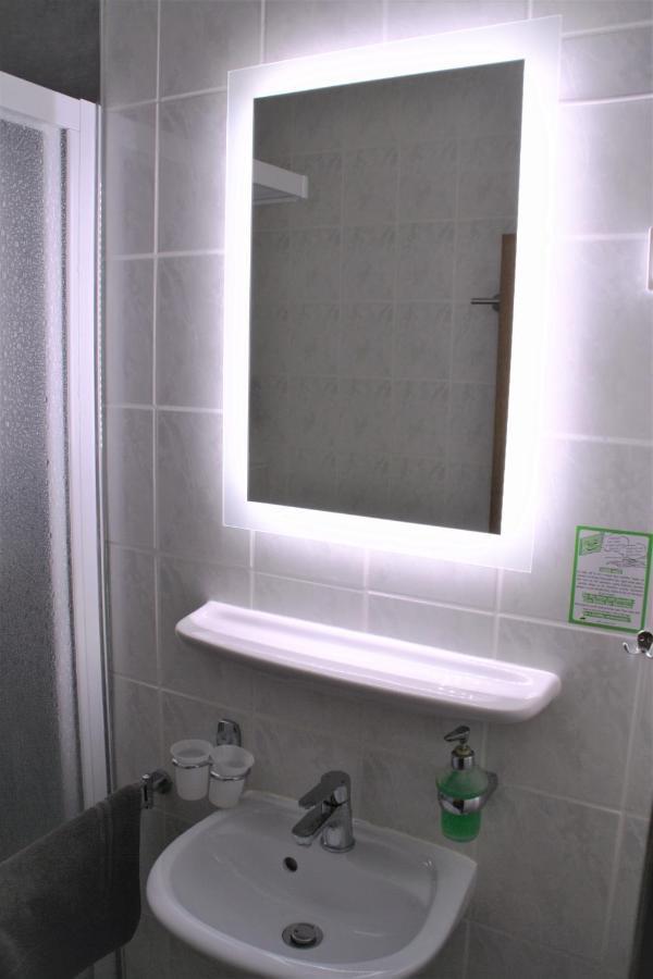 Hotel Waldschloesschen Dankmarshausen Екстер'єр фото